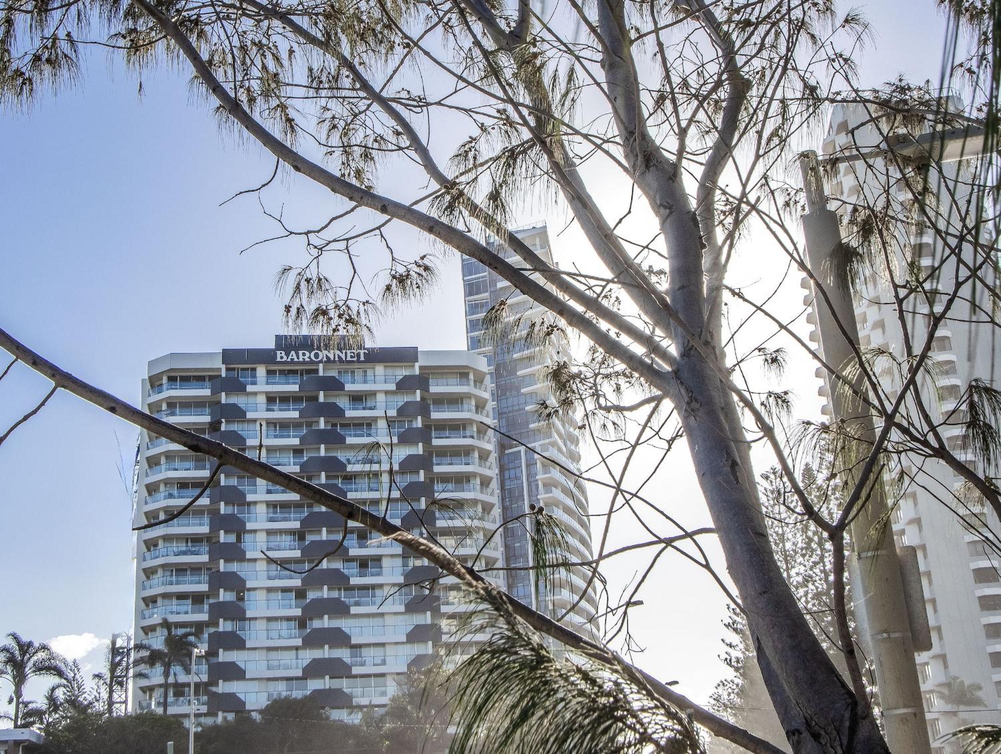 Baronnet Apartments Gold Coast Eksteriør billede
