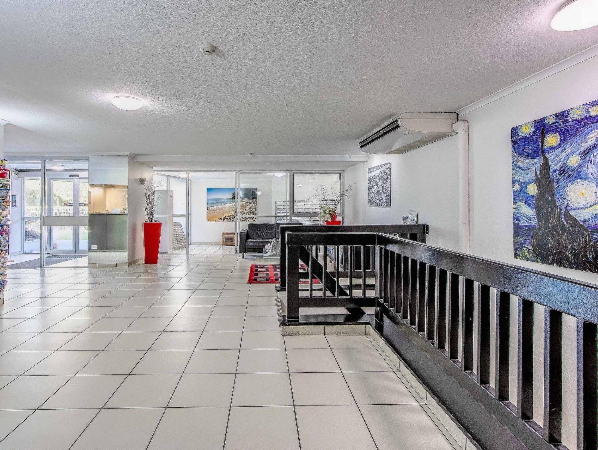 Baronnet Apartments Gold Coast Eksteriør billede